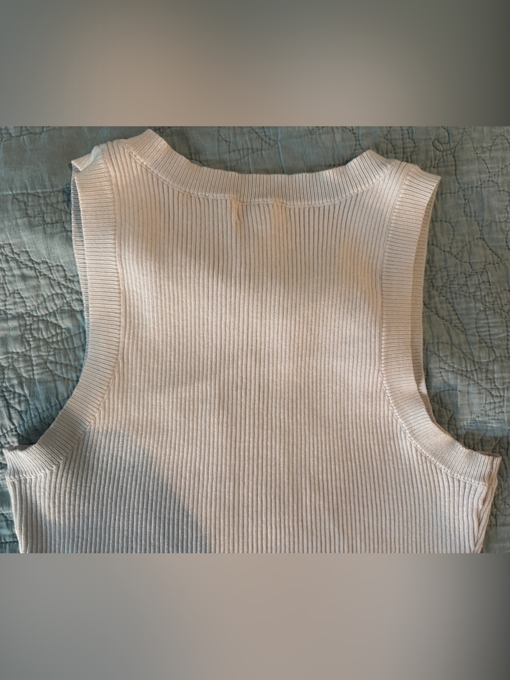 White Ribbed Sleeveless Tank Top - Picture 5 of 6